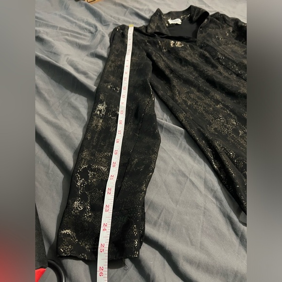 #305 Sheerish black and gold button up - Picture 10 of 13